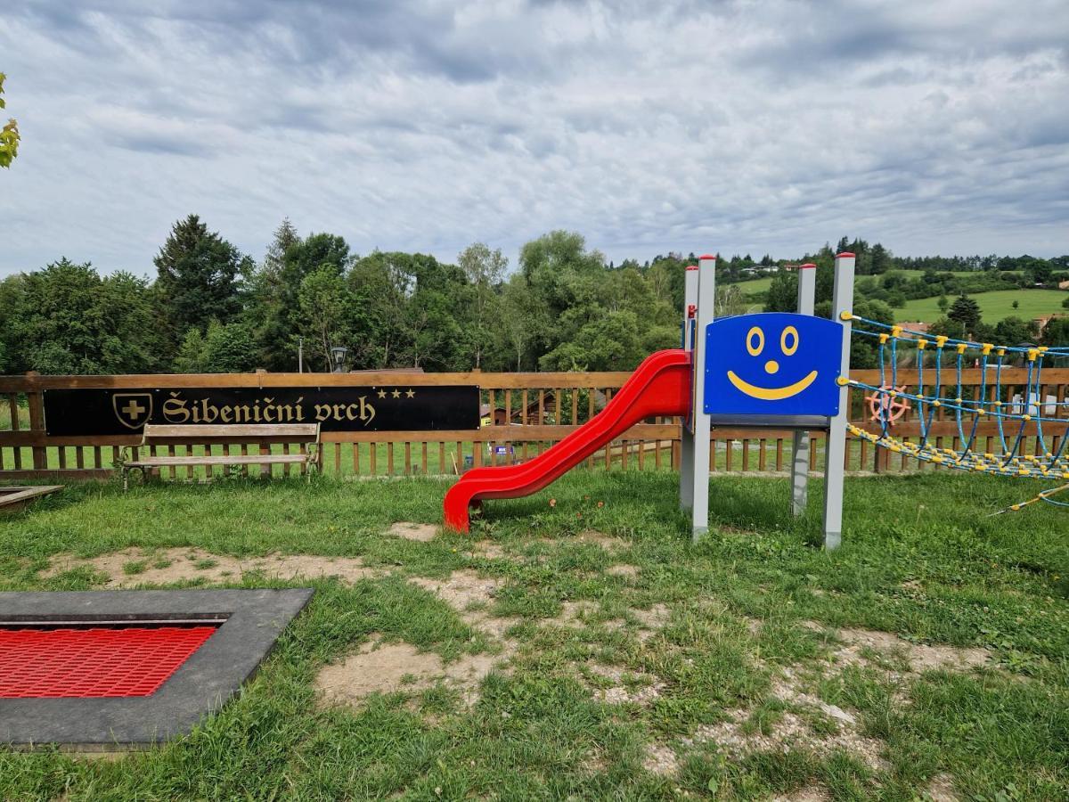 Sport-Hotel Sibenicni Vrch Mnichovice Exteriör bild