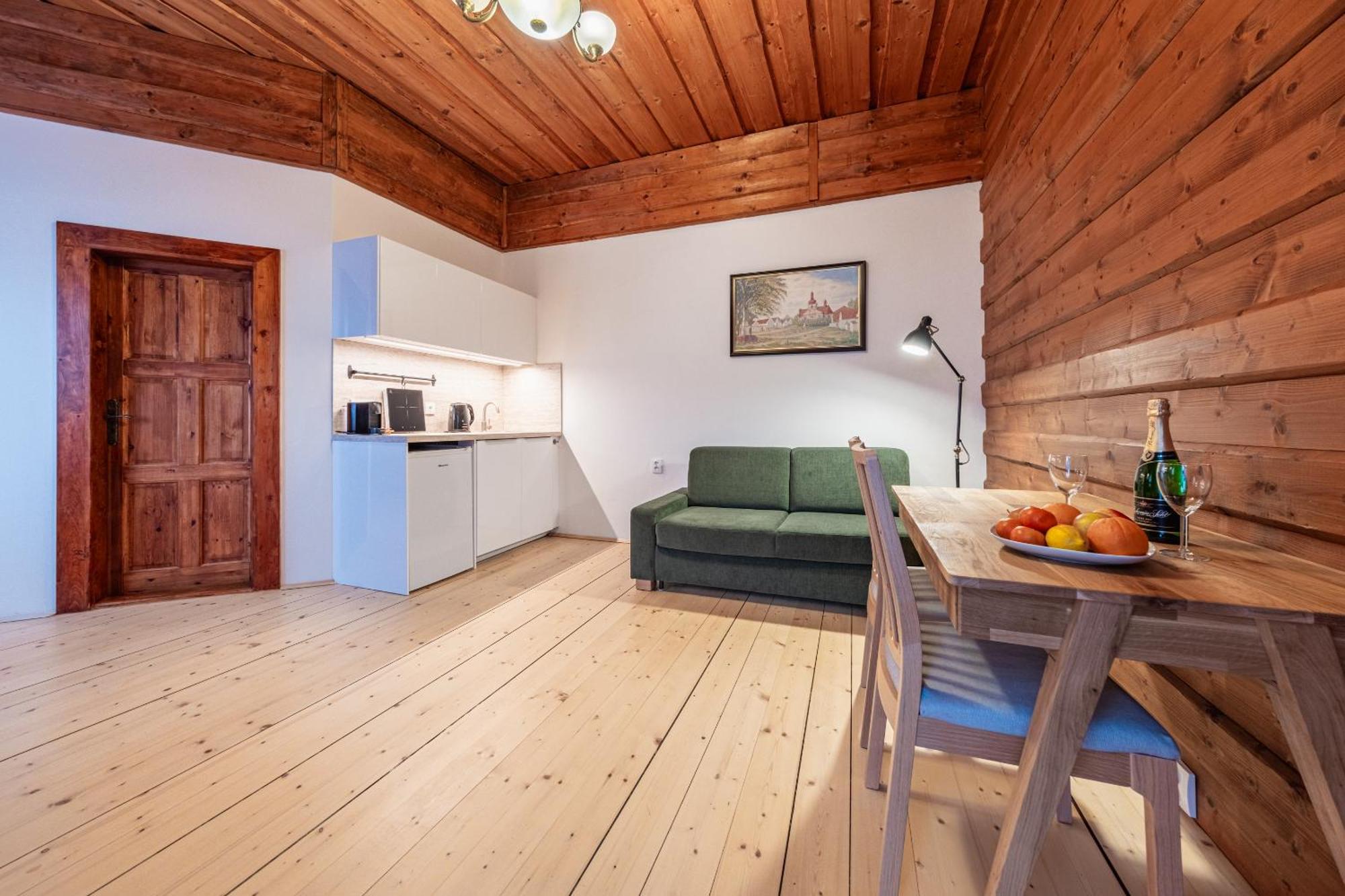 Sport-Hotel Sibenicni Vrch Mnichovice Exteriör bild