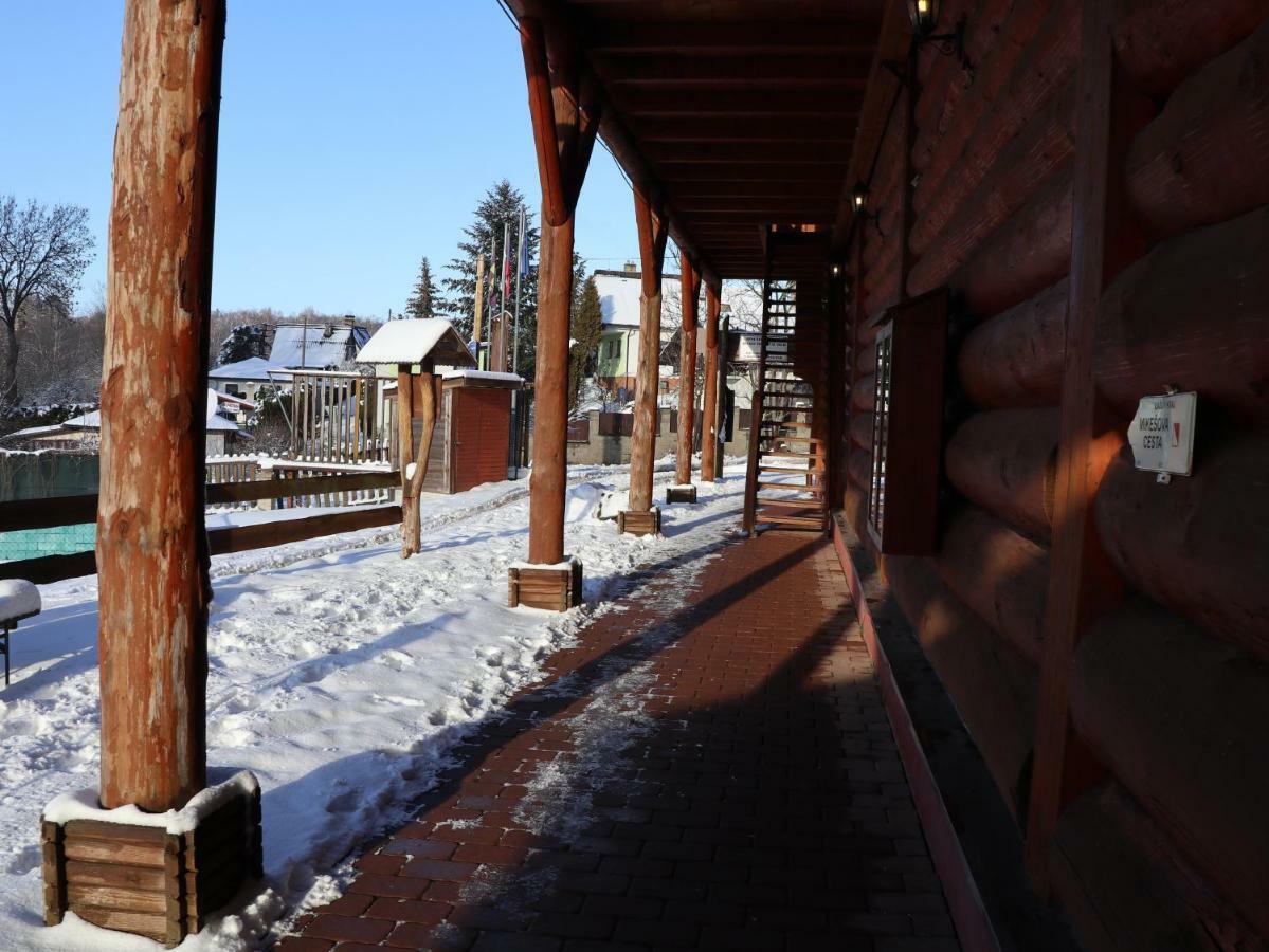 Sport-Hotel Sibenicni Vrch Mnichovice Exteriör bild